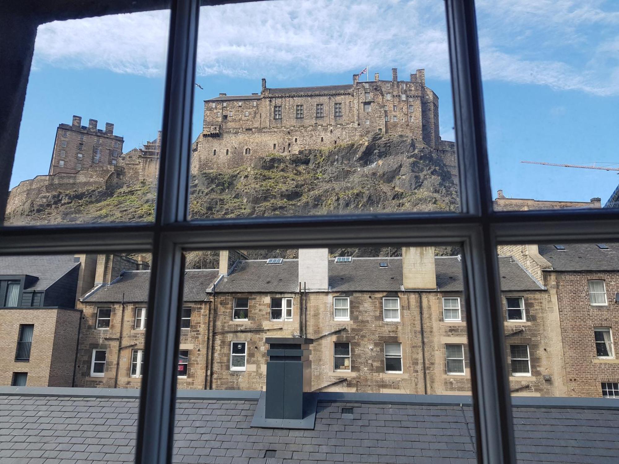 223 Websters Land - Stunning Castle View Appartement Édimbourg